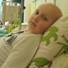 Po chemioterapii Jonatan musi dalej się leczyć.